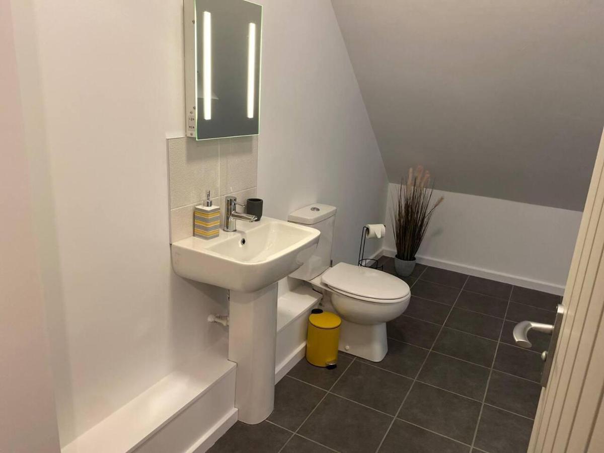 Beautiful 4-Bed House In Lincoln- Close To Centre Exterior photo